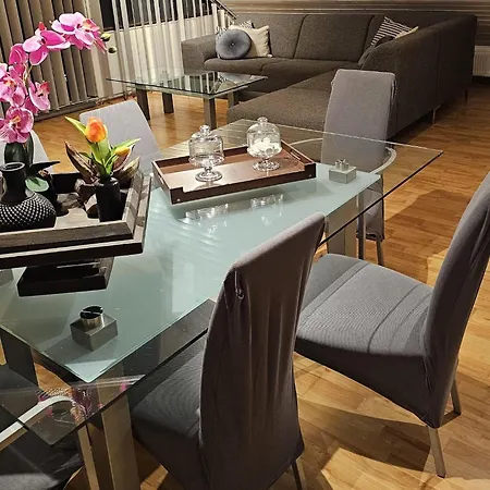 Wine Country Apartman *